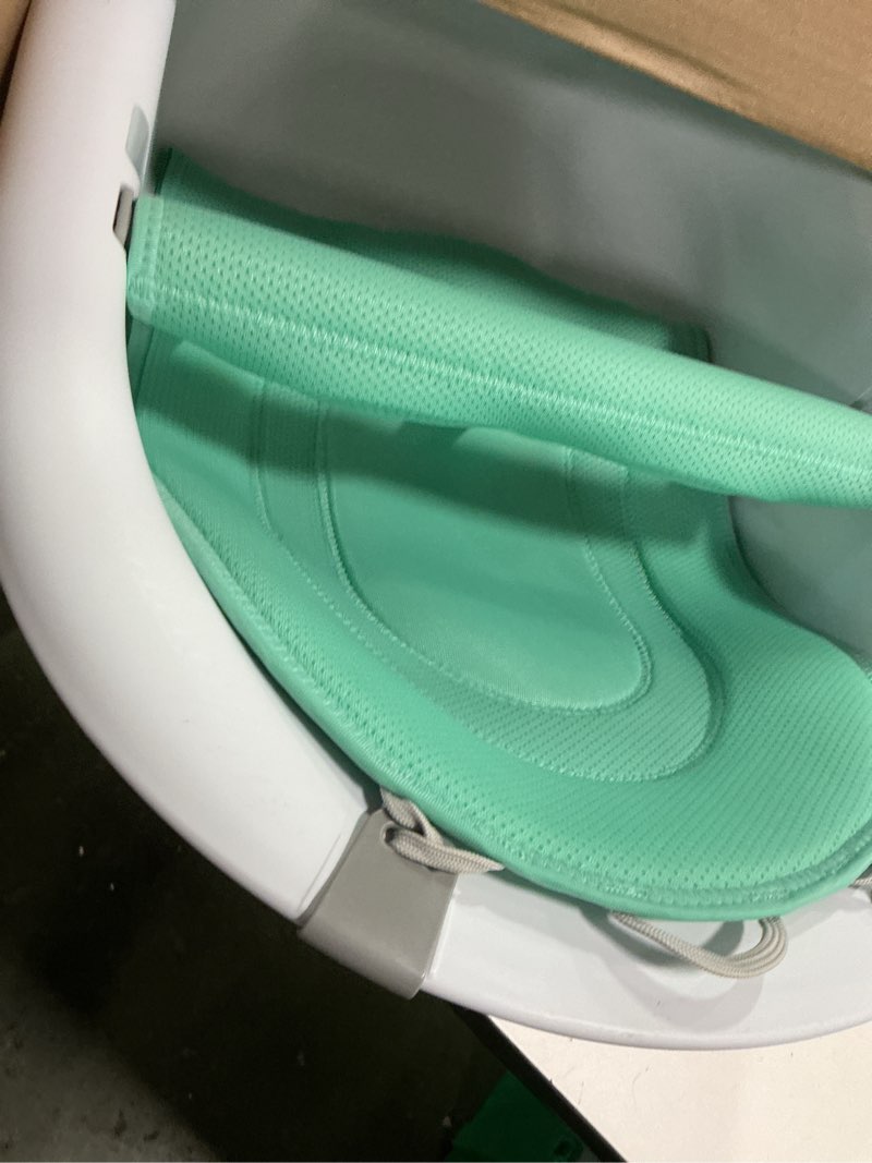 Condition photo showing Good Condition for Frida Baby 4-in-1 Grow-with-Me Baby Bathtub, Baby Tub for Newborns to Toddler with Removable Bath Seat & Backrest for Bath Support in Tub Bath Tub