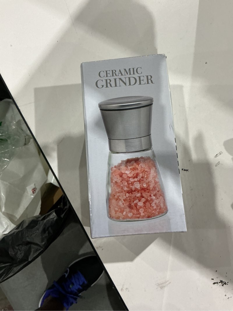 Condition photo showing New/Like New for ebaco original stainless steel salt or pepper grinder - top spice mill with ceramic blades, brushed stainless steel and adjustable coarseness by pepper grinder ?single package? silver1