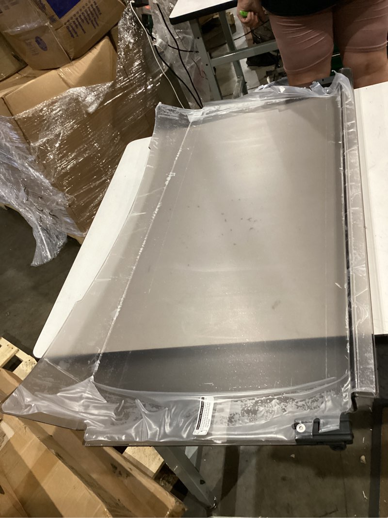 Condition photo showing Good Condition for golf cart windshield