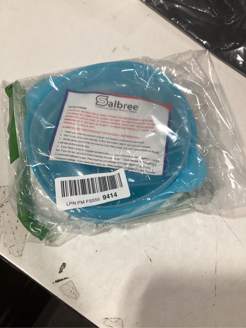 Condition photo showing Good Condition for Similar product blueThe Original Salbree Collapsible Silicone Microwave Popcorn Popper Maker Machine, Microwavable Bowl Holds 16 Cups, Uses Hot Air and Oil Always Optional - The Most Colors Available (Clear Turquoise)