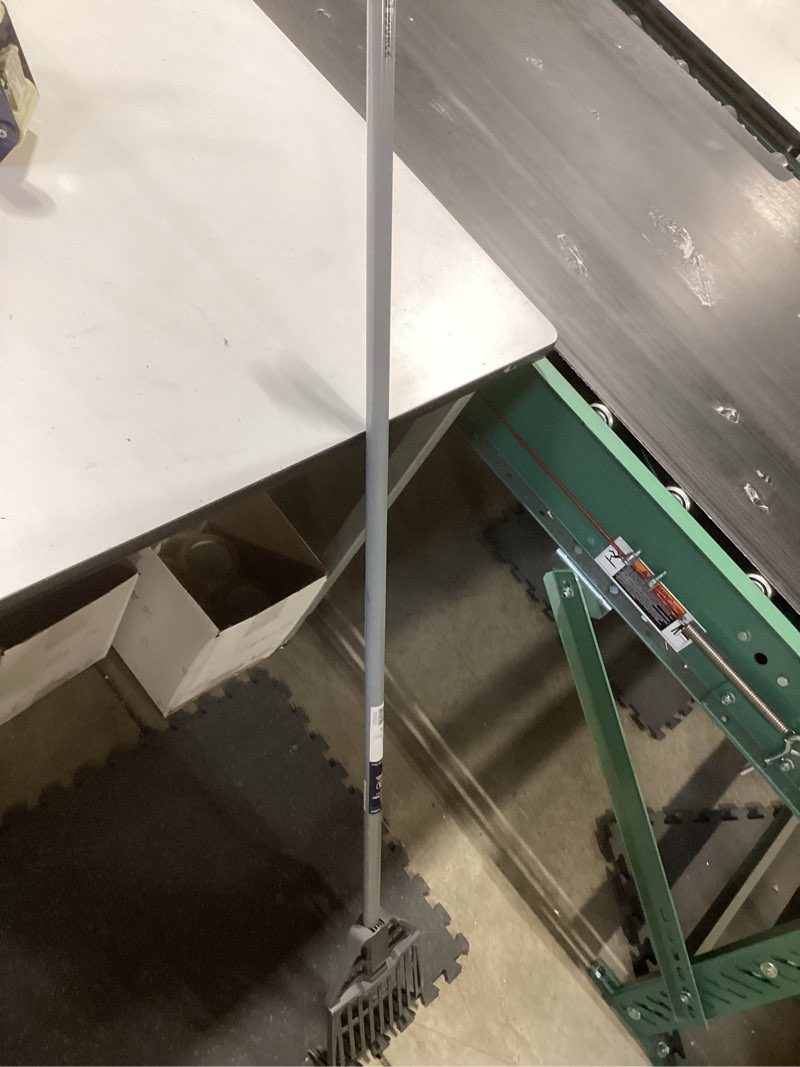 Condition photo showing Good Condition for project source 8-in plastic shrub rake with steel handle