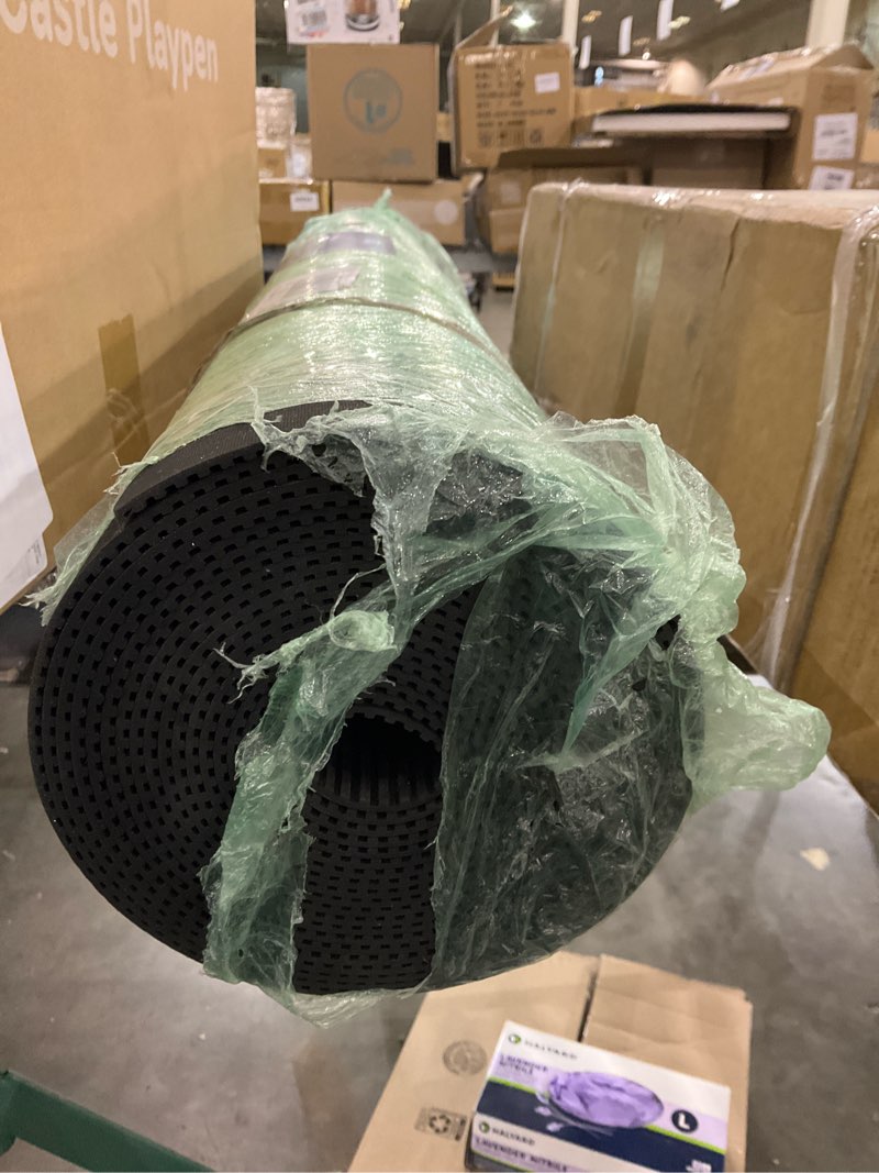 Condition photo showing New/Like New for Mat