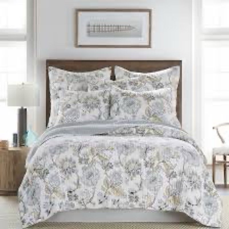 levtex home ophelia spa reversible king/cal king quilt set (106x92in) and 2 pillow shams (36x20in) -