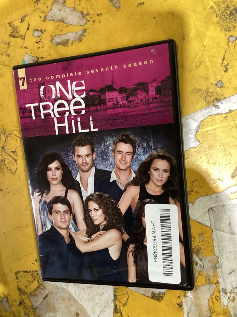 Condition photo showing Good Condition for one tree hill: the complete seventh season