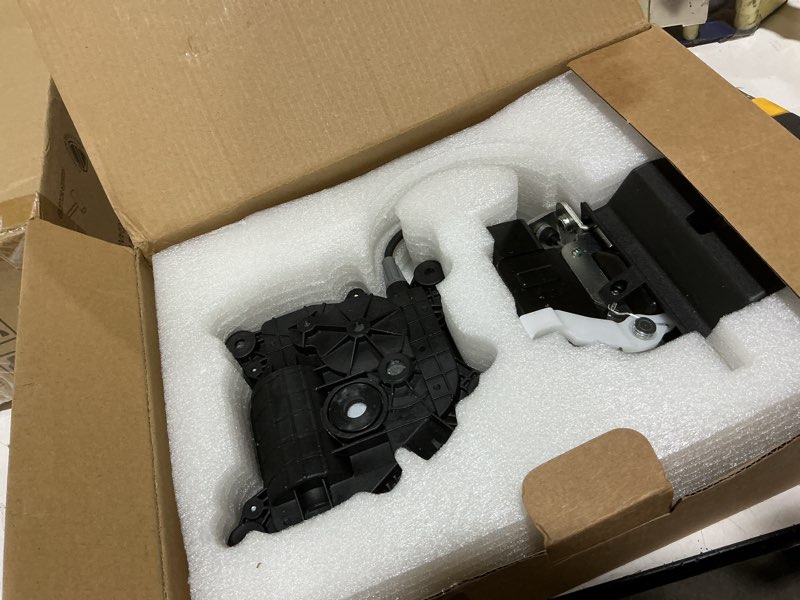 Condition photo showing Good Condition for rear tailgate lock latch actuator for kia sorento 2016–2020, liftgate trunk lock actuator replacement replaces 81230-c5100 81230c5100 81230-c5100 81230-c5100