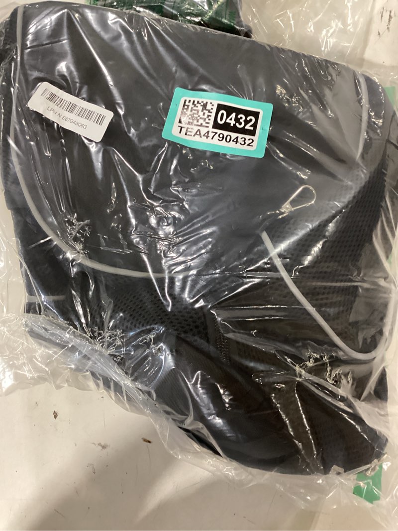 Condition photo showing New/Like New for woyyho pet dog carrier backpack small dog front backpack ventilated dog carrier back pack with storage pockets, adjustable straps & safety belt for travel hiking outdoor(size l: 10-14 lbs, all black) 2-solid black large(10-14lbs)