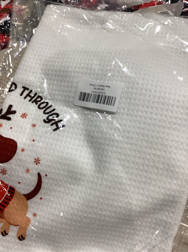 Condition photo showing Good Condition for Christmas Dachshund Kitchen Towels, Gifts for Weiner Dog Lovers, Xmas Sausage Dogs Dish Tea Towels, Dachshund Through The Snow Decorative Hand Towel for Bathroom Kitchen, 16x24 Inch