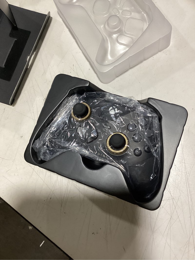 Condition photo showing Good Condition for flydigi vader 5s wired controller for xbox series x|s, xbox one, windows 10/11, forceflex adjustable tension joysticks, forceswitch triggers, 6 remappable buttons, 3.5mm audio jack