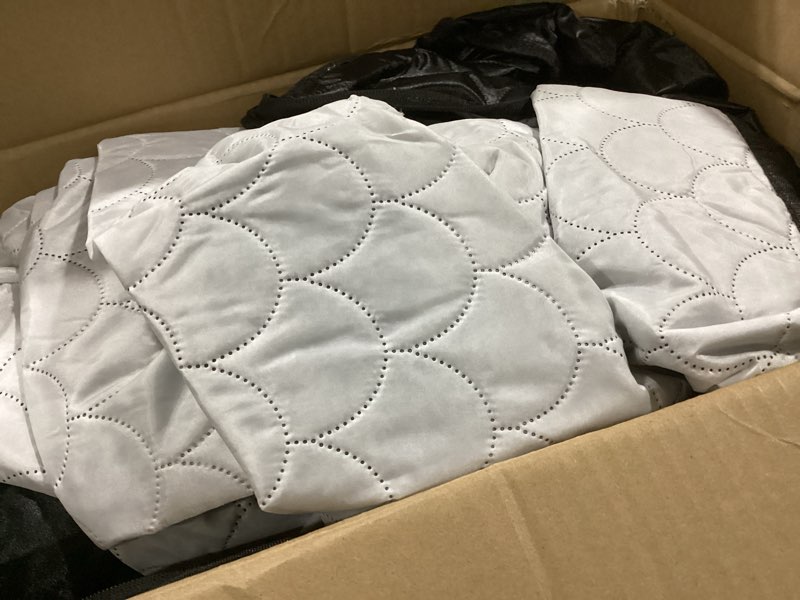 Condition photo showing Good Condition for Portable Sauna Box for Home, Personal SPA Steam Sauna with 10 Min Fast Heating & 9 Levels Heat, Warm Sauna Tent with 3L/1200W Steamer, Folding Chair, Remote Control for Body Relaxation,32" x 32" x 71" Black