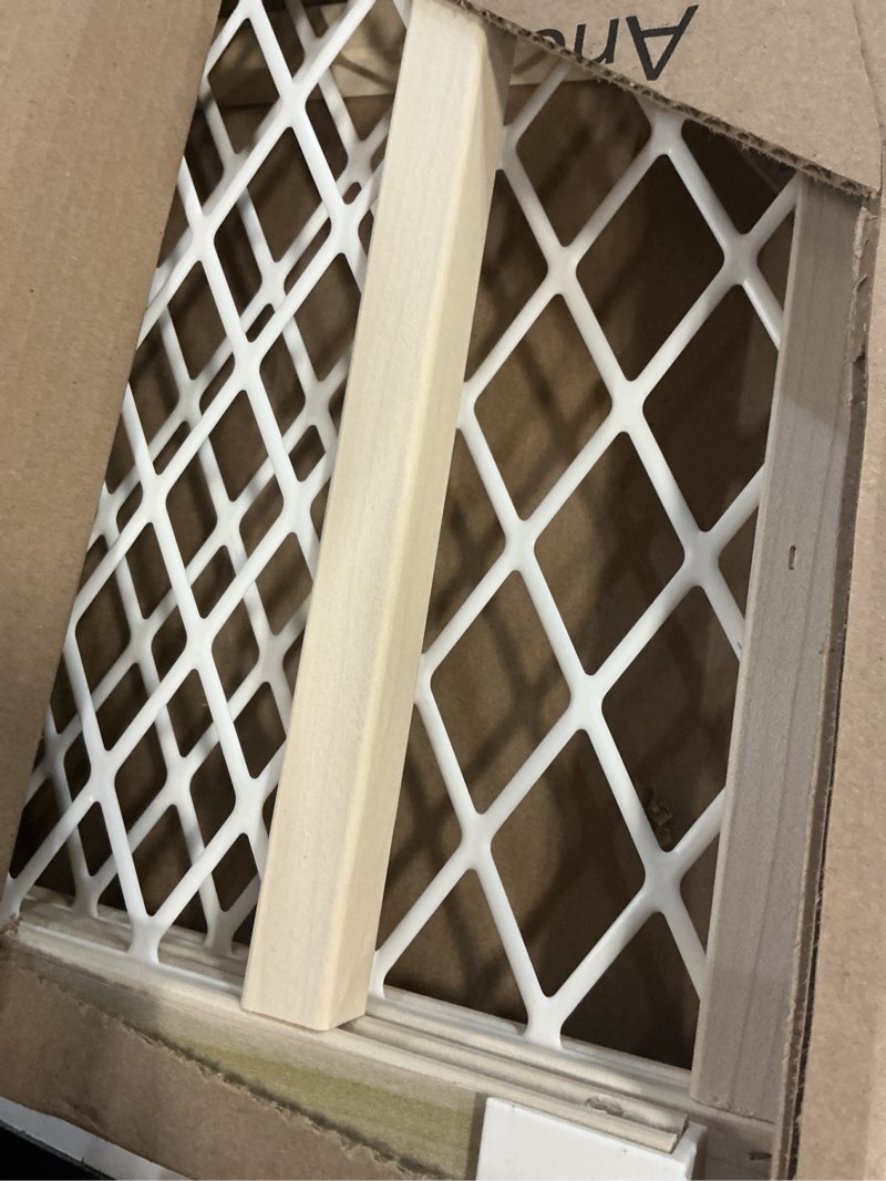 Condition photo showing Good Condition for toddleroo by north states - diamond mesh wooden baby gate: pressure mounted baby gate for doorways - adjustable 26.5 to 42 inches wide - 23 inches tall