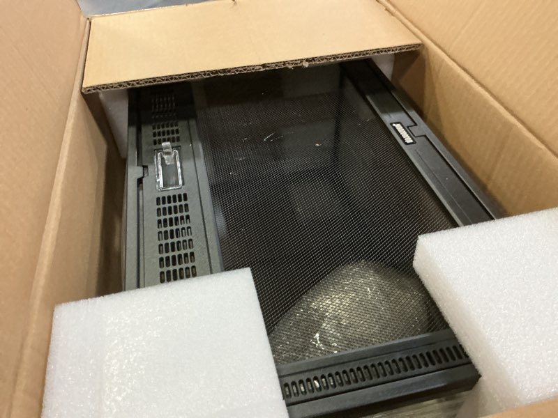Condition photo showing Good Condition for reptile glass tank 20"*12"*10" pre-assembled terrarium for turtle,hermit crab,bearded dragon,gecko,lizard,snake,spider,fish,tarantula enclosure with top screen ventilation and openning door 20*12*10inch