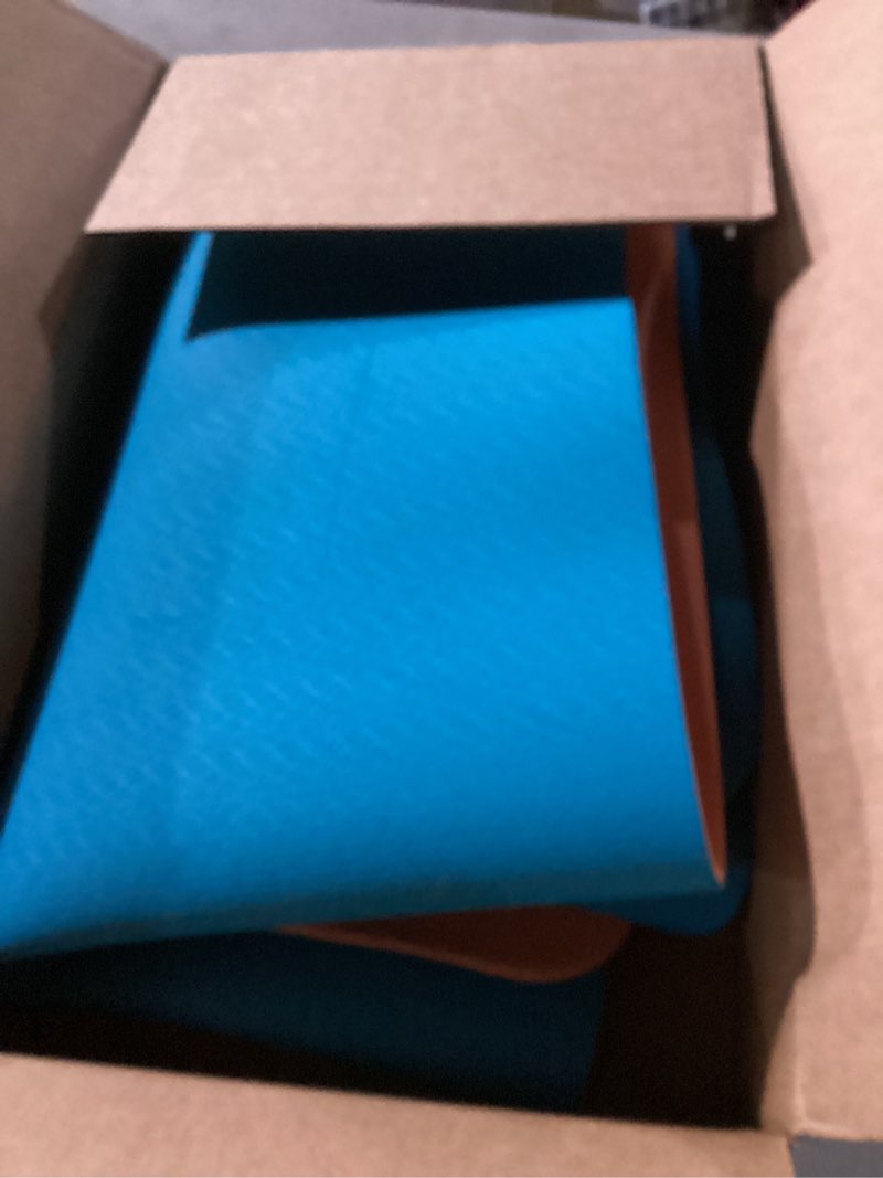 Condition photo showing Good Condition for Yoga Mat Non Slip, Anti-Tear 1/4 Thick TPE Yoga Mats for Women and Men, 72"x24" Exercise & Fitness Mat with Carrying Strap, Workout Mats for Yoga, Pilates and Floor Exercise Lake blue+Orange