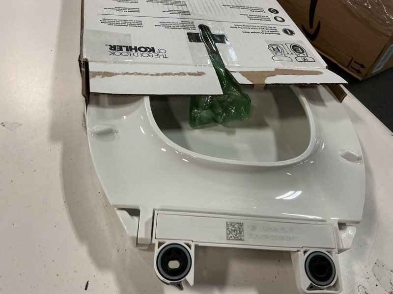 Condition photo showing Good Condition for KOHLER 4636-RL-0 Cachet ReadyLatch Elongated Toilet Seat Slow Close, Soft Close Toilet Seat Quiet Lid, Contoured Grip-Tight Bumpers Installation Hardware, Apartment Essentials, White White Elongated Ready Latch