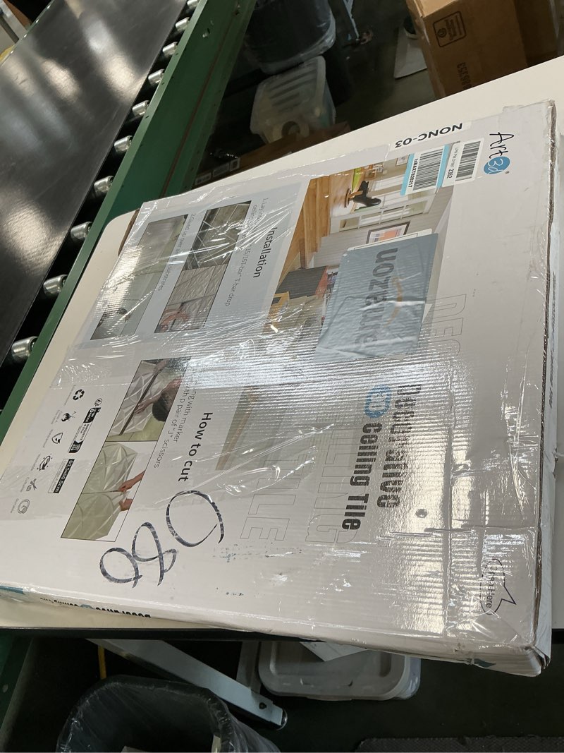 https://lotting-media.assets.bidfta.com/lotting_5917b32f-5995-49eb-a378-4210567207b9