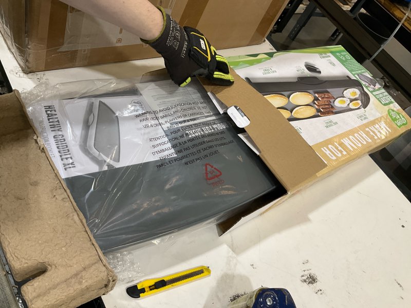 Condition photo showing Good Condition for greenlife 20" extra large electric griddle, black | pfas-free ceramic nonstick coating, temperature control, removable dishwasher safe drip tray, pancakes, eggs, omelet, burgers graphite black