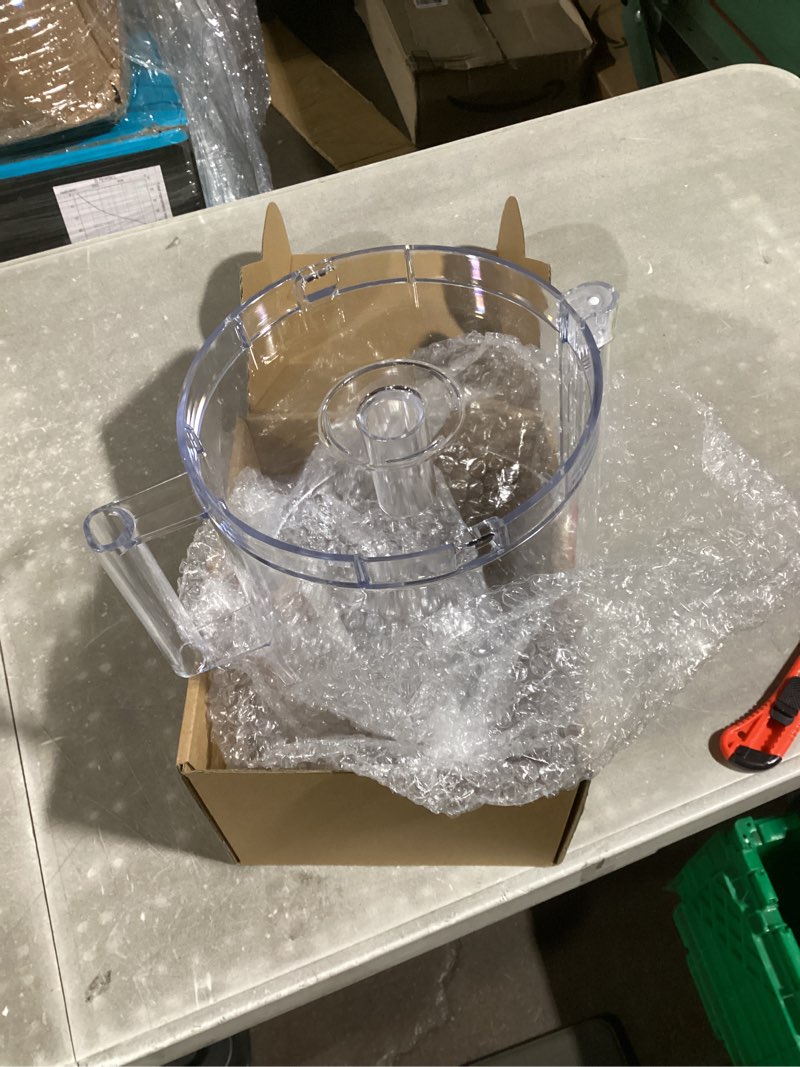 Condition photo showing New/Like New for DLC-005AGTX,14-Cup Food Processor Work Bowl Compatible with Cuisinart DLC-7 & DFP-14?NOTE:This bowl features 2 tabs on the top rim of the workbowl
