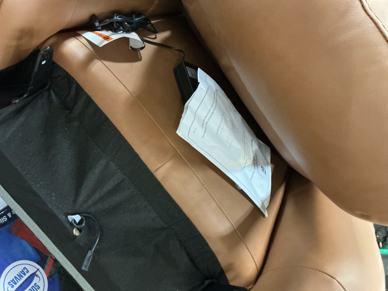 Condition photo showing Good Condition for cooper power recliner i990383274