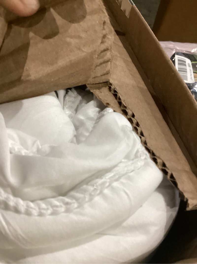 Condition photo showing As Is for BEDLORE Twin Mattress Topper Viscose Derived from Bamboo, Thick Pillow Top Mattress Pad with Stretchable Pockets for 6-15 inches Mattress, Soft Breathable Mattress Topper for Back Pain Relief 1 White Twin