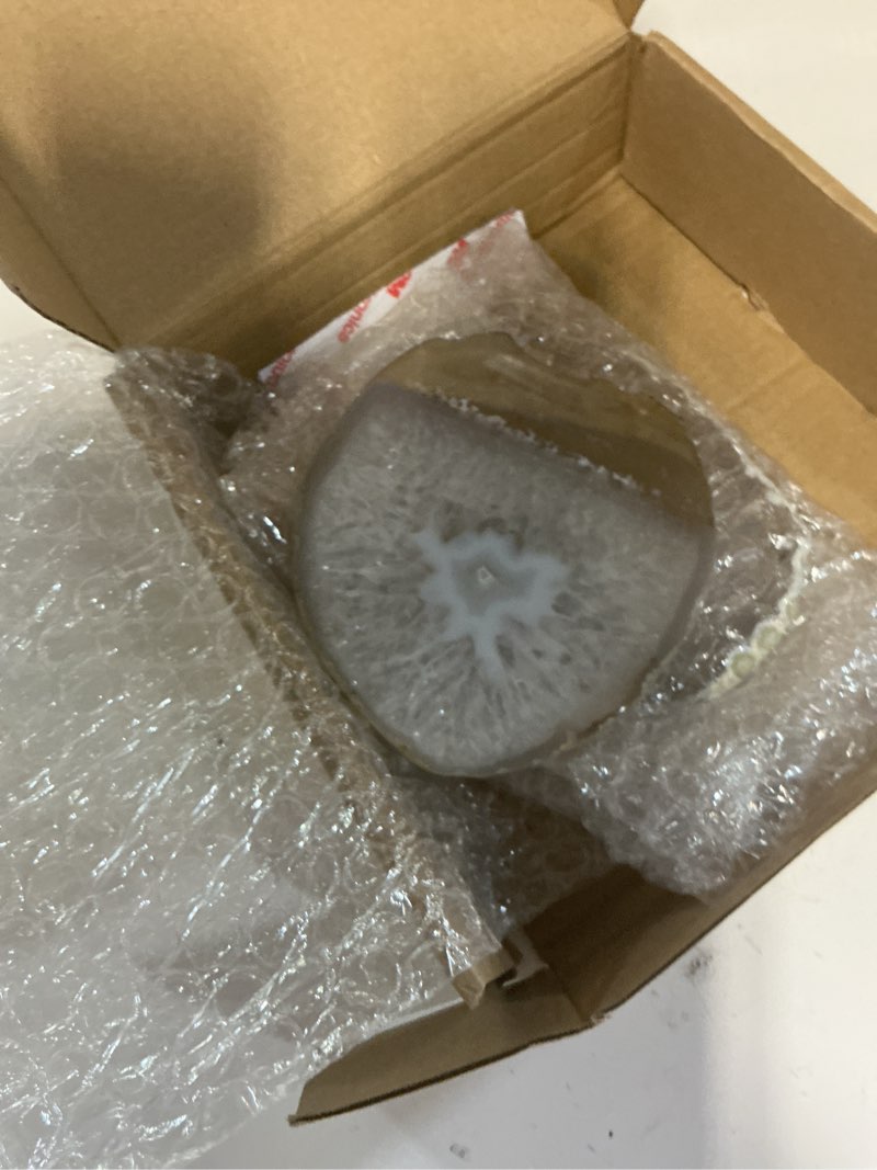 Condition photo showing New/Like New for agate coasters geode agate sliced cup mat 3-4'' 4pcs natural color polished coasters with rubber bumper for drinks coffee wine home decoration gift card natural 3-4\"