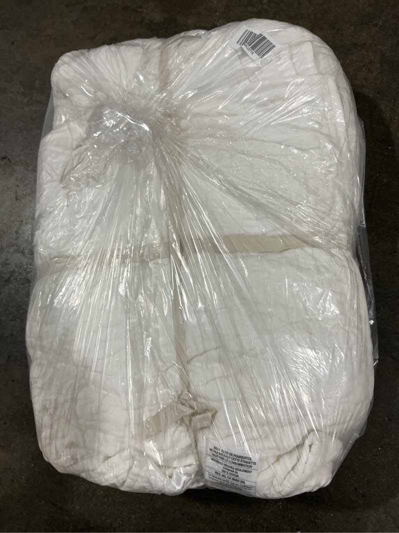 Condition photo showing As Is for european linen cotton stitch quilt
