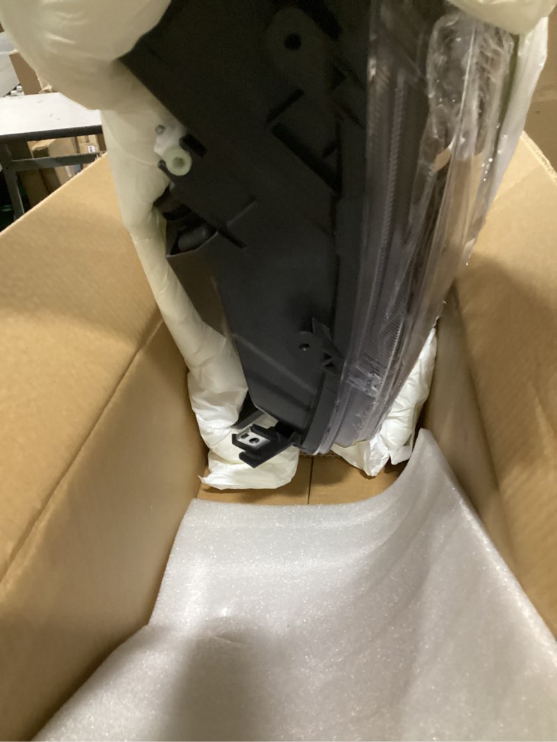 Condition photo showing Good Condition for thybro 1080p baby car mirror camera: 4.3" rearview mirror monitor - see baby and rear traffic at once for new parents on daily driving - 19.7ft power cable for 3-row family vehicles