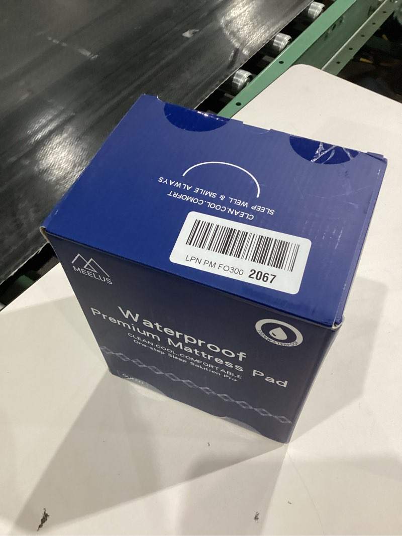 Condition photo showing New/Like New for Padded Queen Mattress Protector, Breathable Waterproof Mattress Pad Cover Fitted Deep Pocket 8"-21", Soft Noiseless Mattress Cover Washable Cooling for Home Hotel Bedroom, White Queen: 60"x80"x18" Diamond - White