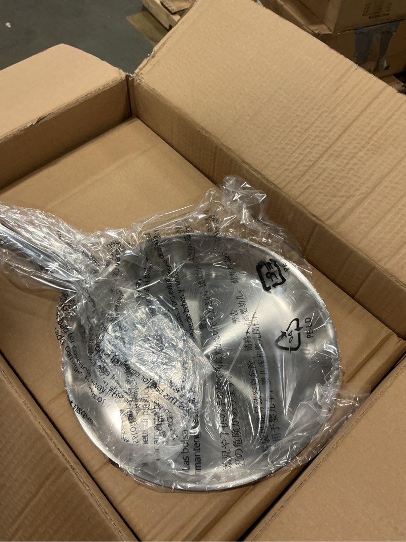 Condition photo showing New/Like New for Amazon Basics Tri-Ply Stainless Steel Fry Pan, 12 inch, Silver