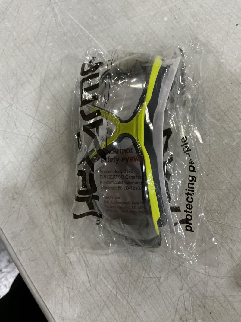 Condition photo showing New/Like New for HexArmor MX350 Clear Anti Fog Eyewear with Cloth Strap Single Clear / Trushields / Cloth Strap