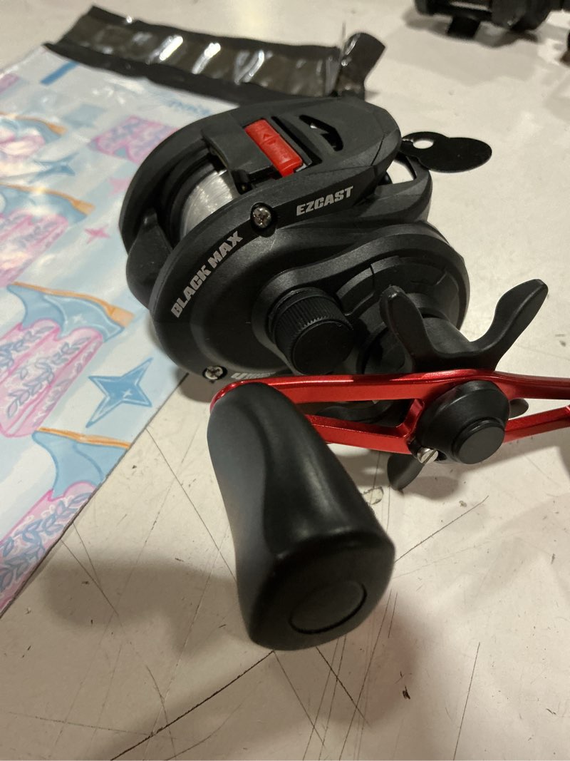 Condition photo showing Good Condition for abugarcie black max reel