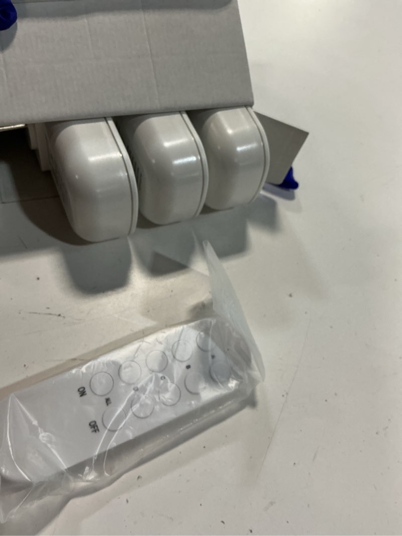 Condition photo showing Good Condition for remote control outlet, 15a wireless electrical outlets switch plug for christmas lights, 130ft long range, learning code, fcc & etl listed, 3 outlets + 1 remote 51196-1t+3r