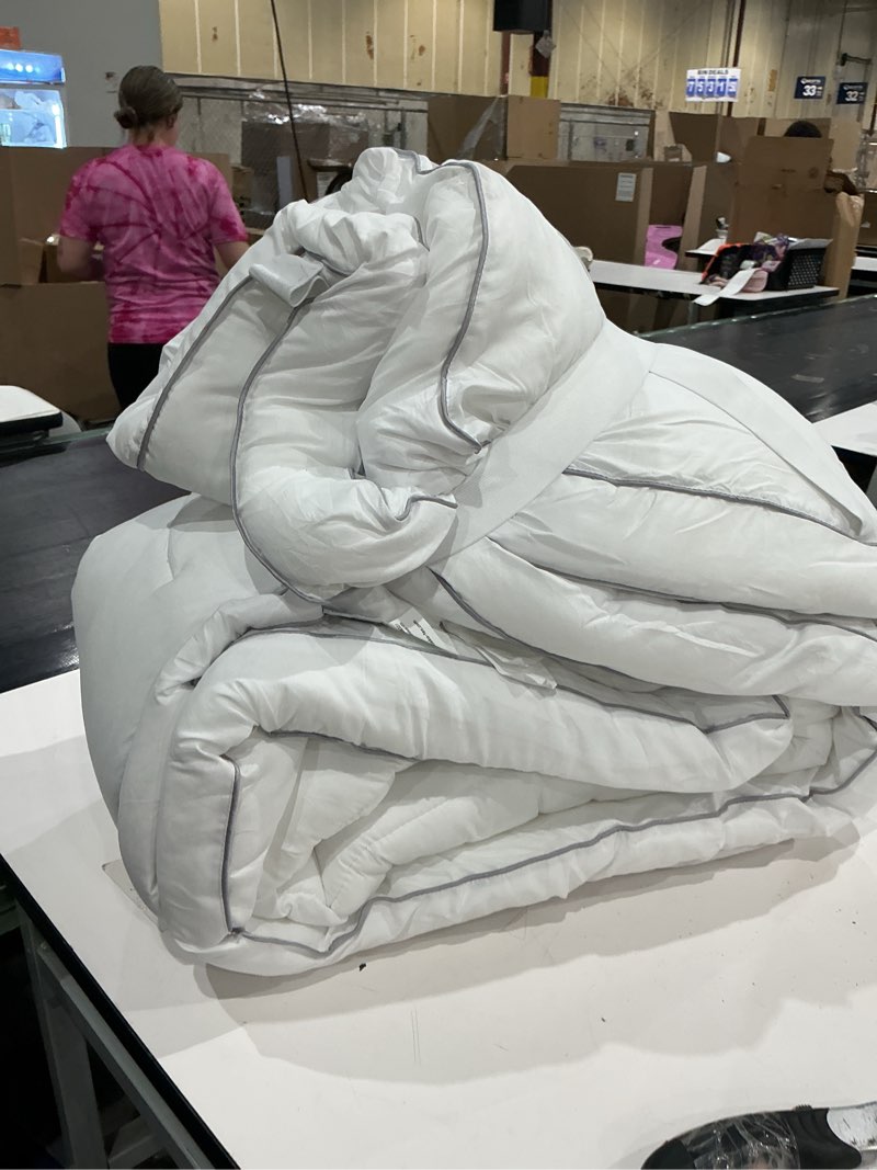 Condition photo showing As Is for marine moon mattress topper full cooling plush pillow top mattress pad feather bed topper, extra thick hotel quality down alternative pillow topper full for back pain, soft bed toppers full classic - square white