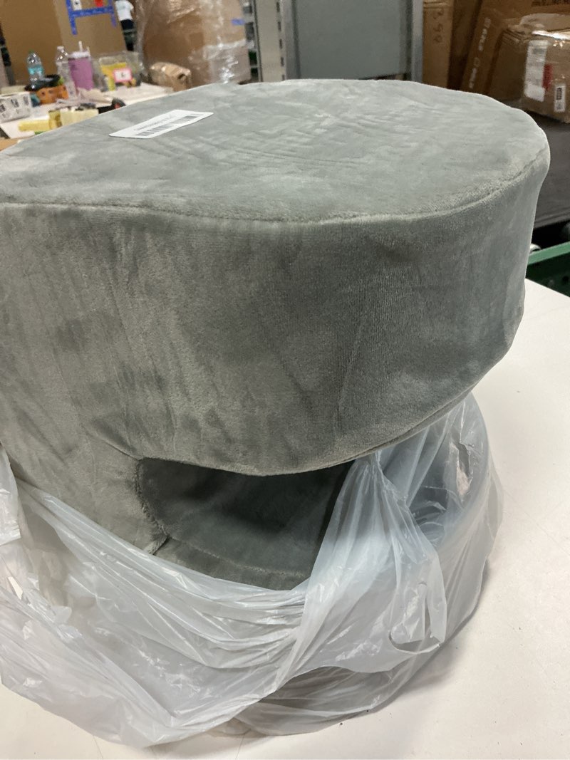 Condition photo showing Good Condition for post surgery leg elevation wedge - knee recovery pillow with non slip base, 30d memory foam, detachable washable cover, portable vacuum compression for pain relief & circulation