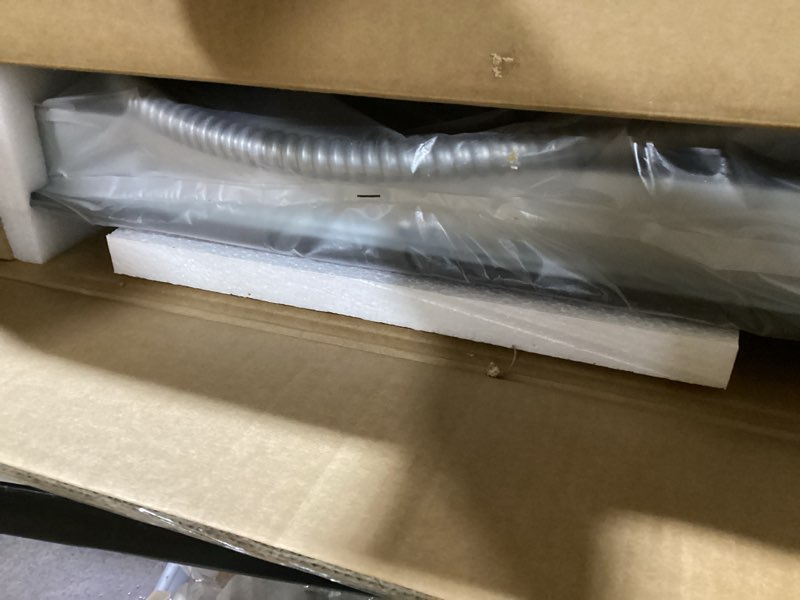 Condition photo showing Good Condition for Electric Cooktop 24 Inch - 4 Burner Built-in Electric Stove Top 6000W, Radiant Electrical Stovetop with 9 Heating Level, Knob Control, Auto Shut Off Protection, 220-240V Hard Wired (No Plug) 24 Inch Knob