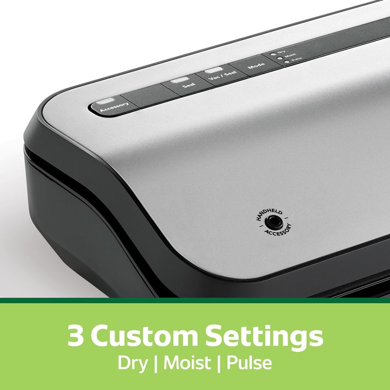 foodsaver 14-piece starter kit with vacuum seal roll and bags