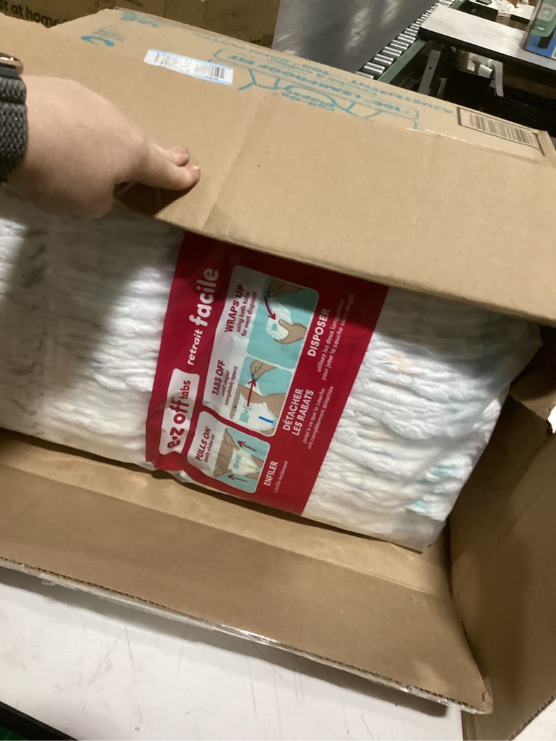 Condition photo showing New/Like New for pampers diapers - cruisers 360 - size 3, 168 count, babyproof, up to 100% leakproof pull-on diaper (packaging may vary) size 3 168