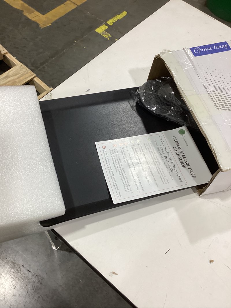 Condition photo showing Good Condition for universal large carbon steel griddle for outdoor gas grill, induction, gas/electric stove, and oven, double burner griddle with thickened heat-insulating gloves, pre-seasoned nitride coating process