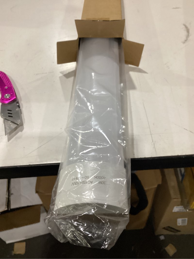 Condition photo showing Good Condition for 8 packs 3ft led batten light, slim ceiling surface mounted light, 30w, 4000k, ip20, led ceiling lamp for garage, shop, hallway, office, market plastic 8 pcs