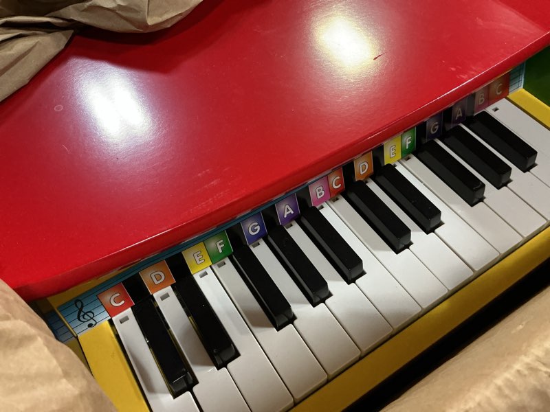 Condition photo showing Good Condition for Melissa & Doug Learn-to-Play Piano with 25 Keys and Color-Coded Songbook Toy Piano Kids, Toddler Toys for Ages 3+