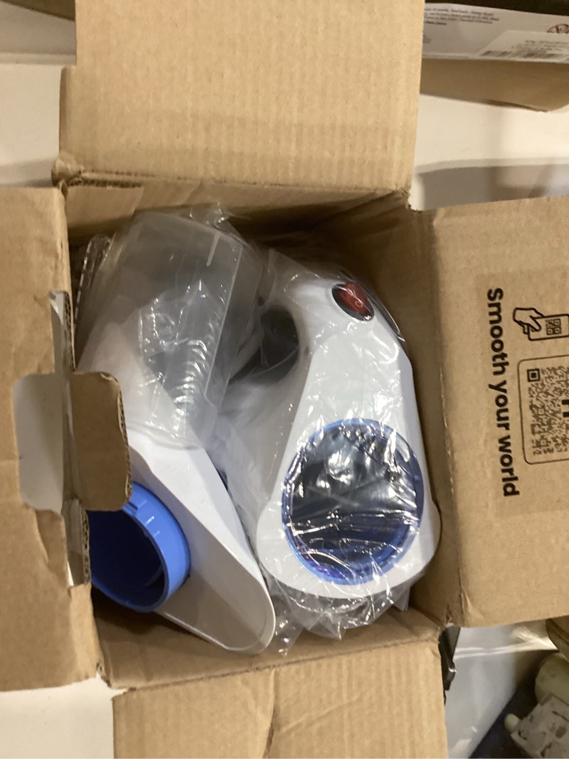 Condition photo showing Good Condition for hilife steamer for clothes, portable handheld design, 240ml big capacity, 700w, strong penetrating steam, removes wrinkle, for home, office(only for 120v) (ocean blue)