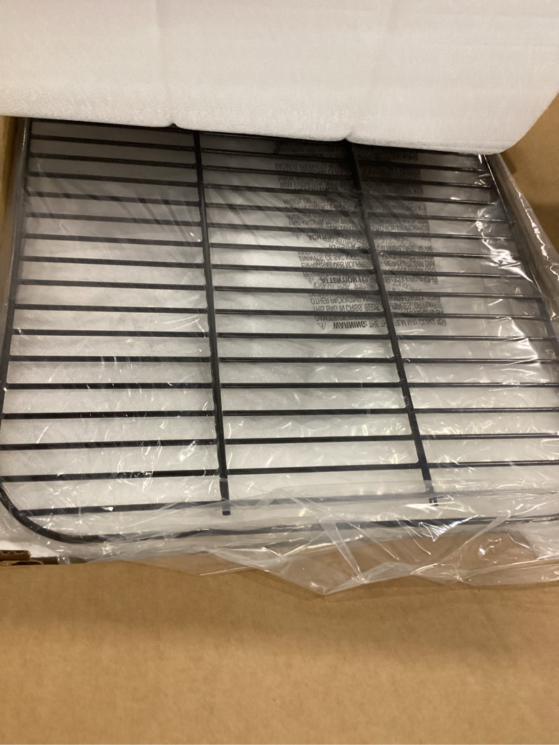 https://lotting-media.assets.bidfta.com/lotting_59b1c5b7-b29e-498c-a70a-cf6b0842845c