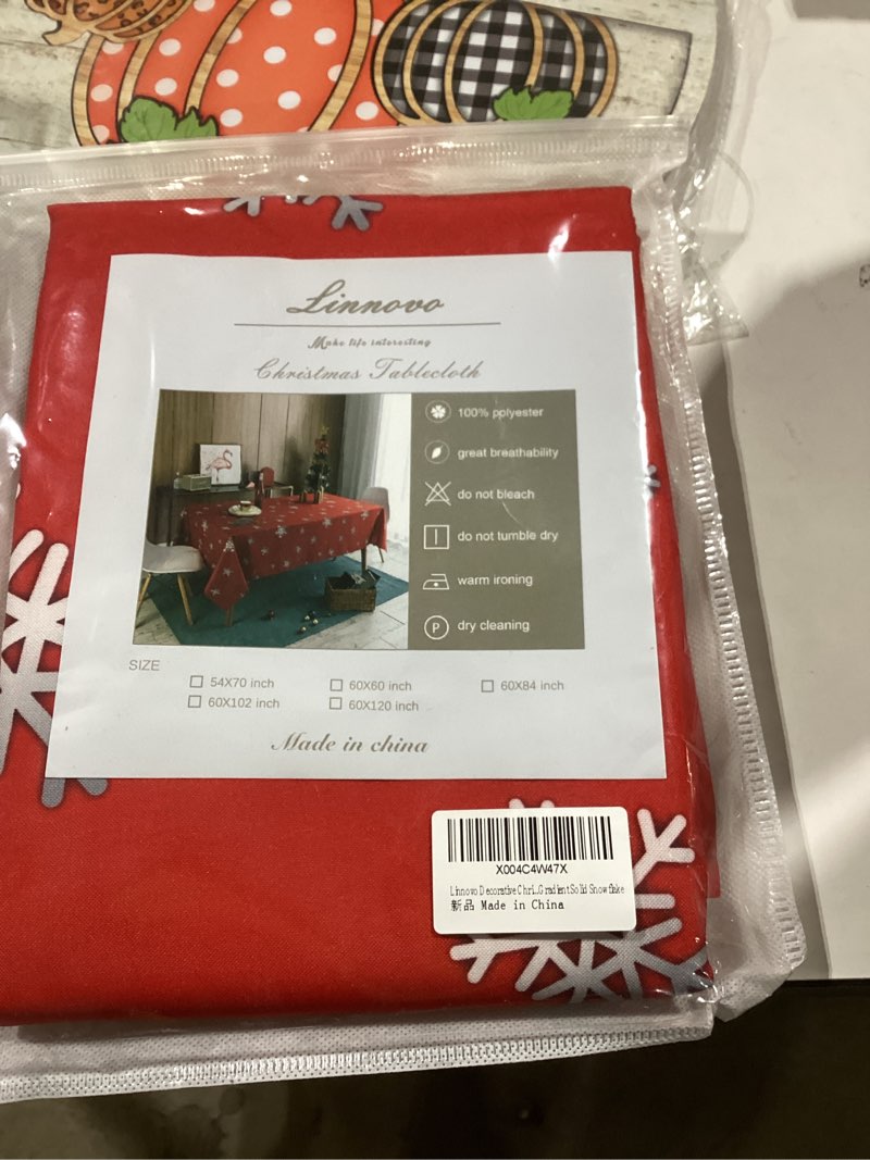 Condition photo showing New/Like New for Decorative Christmas Tablecloth,Gradient-Colored Snowflakes Holiday Red Table Cover Water Resistant for Picnic Dinner Buffet Parties 54x70 Inch Rectangle Red 70" x 54" (Rectangular)