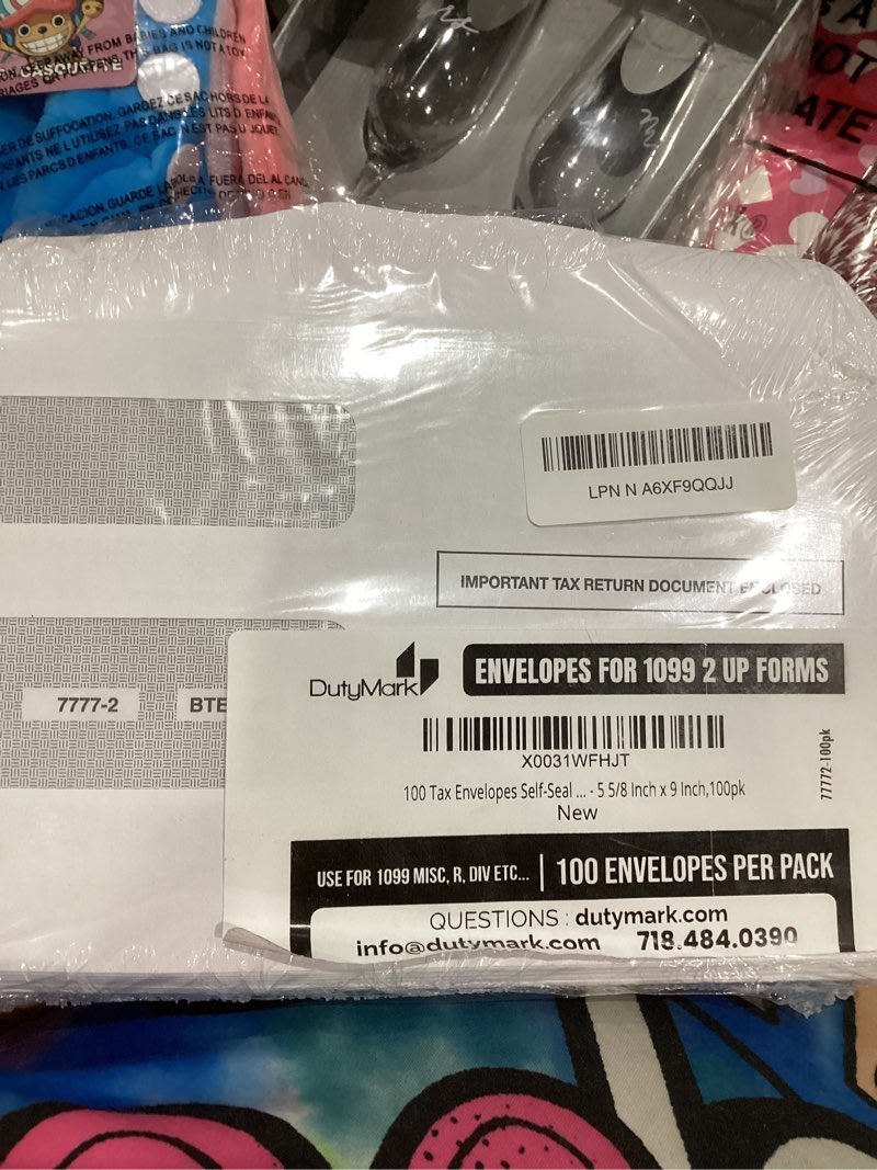 Condition photo showing New/Like New for 100 Tax 1099 Envelopes Self-Seal For 1099 MISC, 1099-R & DIV - INT, 1095, 1098, Double-Window Security tinded, For Quickbooks or Tax Software - 5 5/8 Inch x 9 Inch, 100 Envelopes