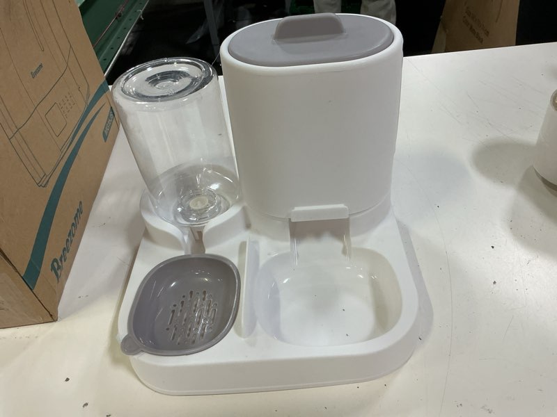Condition photo showing Good Condition for automatic dog cat feeder and water dispenser combo, large capacity pet food and water station with integrated bowl for multiple pets