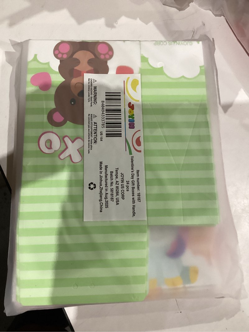 Condition photo showing New/Like New for JOYIN 24 Pcs 7.8" Valentine’s Day Gift Boxes, Animal Paperboard Treat Bag with Handle, Valentines Goodie Boxes with 6 Animal Themed Designs for Kids Classroom Prize, Gift Exchange, Party Favors Supply