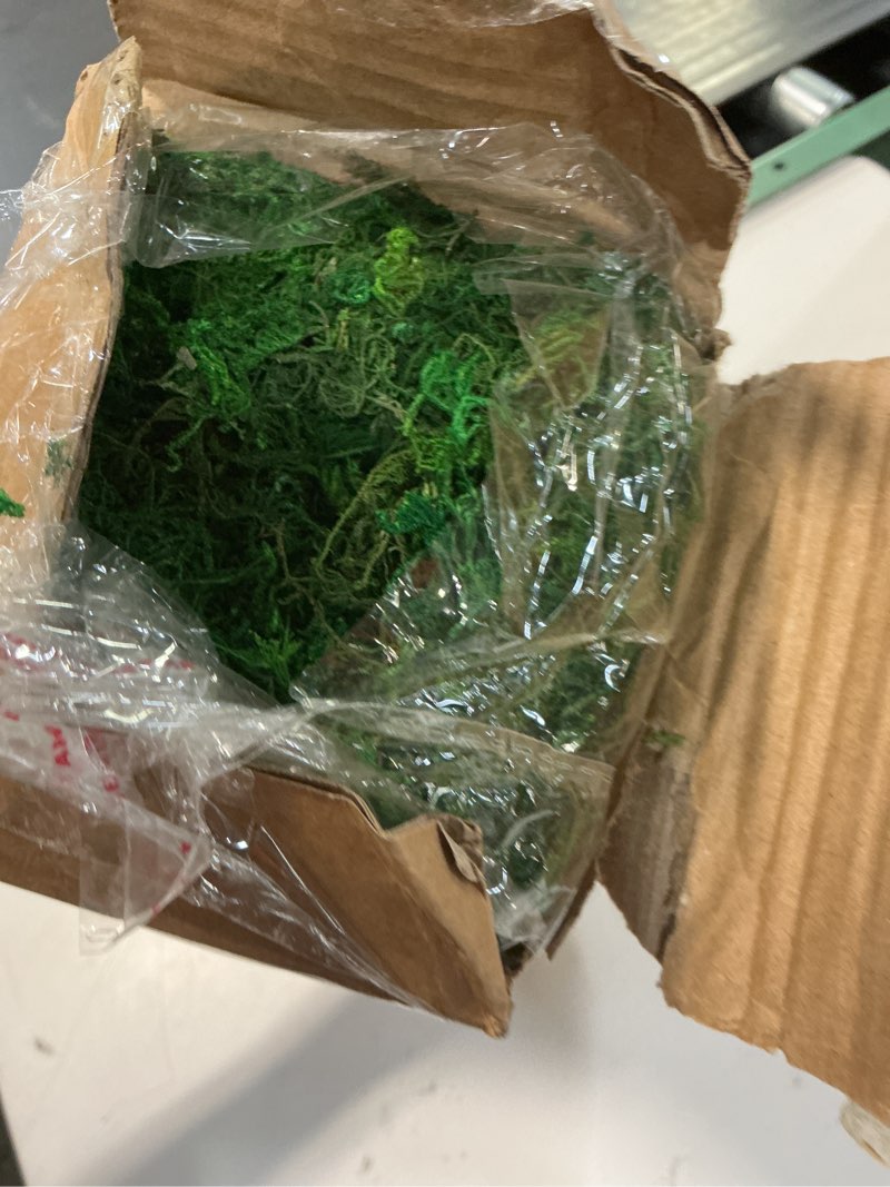 Condition photo showing New/Like New for faicoia moss table runner green moss roll for fairy gardens wedding woodland table decor dried moss for crafts 16" x 118" preserved moss mat moss carpet for green moss grass wall 40 x 300cm 16 x 118 inch/40x300cm