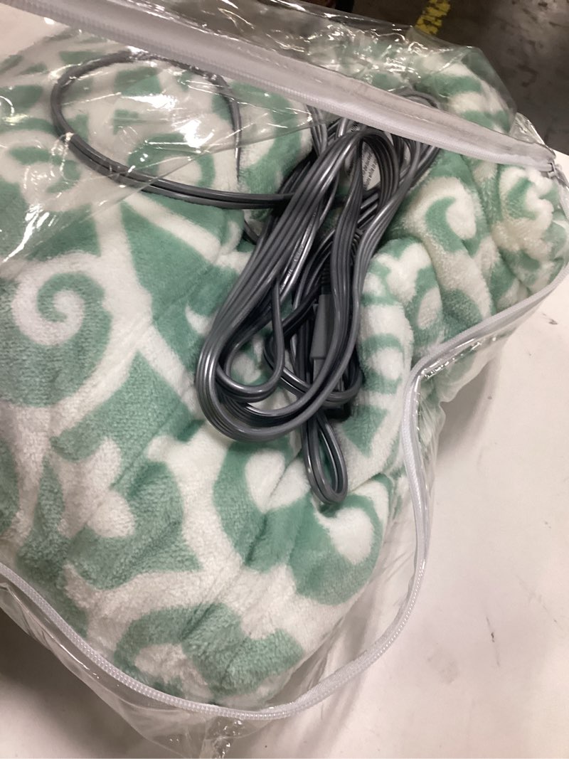 Condition photo showing Good Condition for Beautyrest Wearable Electric Poncho Wrap Blanket, Ultra Soft Sherpa & Berber Fleece Heated Throw, Low EMF, UL Certified, 3 Heat Settings & 2hr Auto Shutoff, Gift-Ready, 50" x 64", Dusty Blue Lattice 50 in x 64 in Dusty Blue Lattice