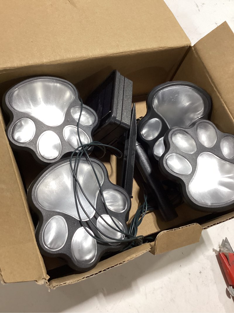 Condition photo showing Good Condition for paw print solar lights – solar string lights outdoor waterproof led (set of 8), dog cat decorative lamp, pet print path lights, vibrant garden solar lights, gifts for pet lovers(cool white paw print)