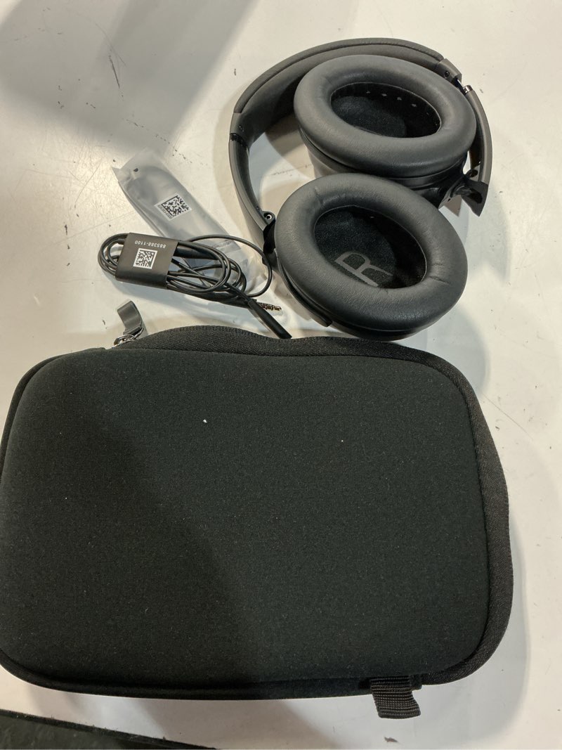 Condition photo showing As Is for bose quietcomfort sc headphones with soft case
