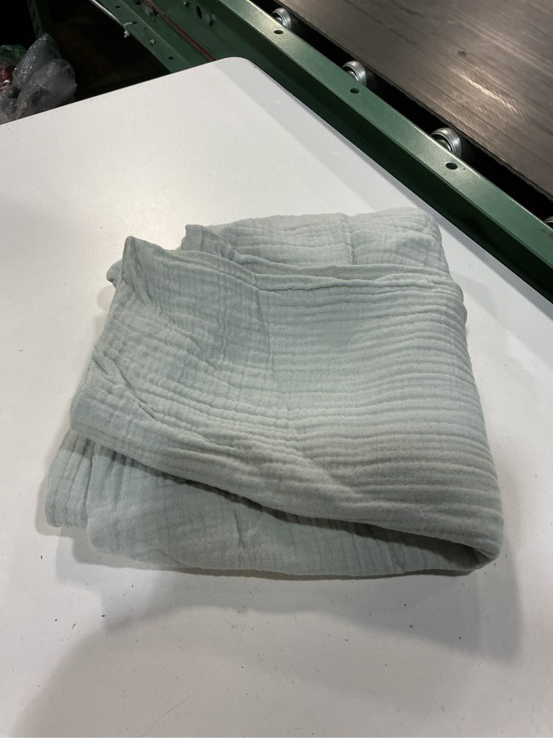 Condition photo showing As Is for organic cotton gauze sham set color:mist