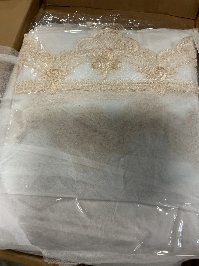 Condition photo showing Good Condition for artable champagne pvc vinyl rectangle tablecloth macrame border 60 x 140 in | wipe-clean vinyl tablecloth with lace-style macrame border for kitchen dining holidays parties and everyday table protection champagne 60" x 140" (rectangular)